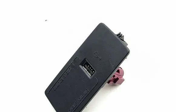 Volvo S90, V90 USB socket connector 31389705 31497152