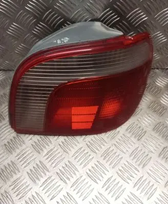 Toyota Yaris Rear/tail lights