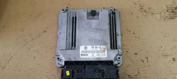 Volkswagen Transporter - Caravelle T5 Engine control unit/module 070906016AJ