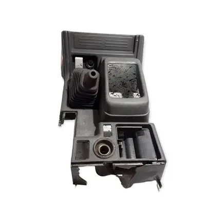 Mitsubishi Pajero Other center console (tunnel) element Mb917831