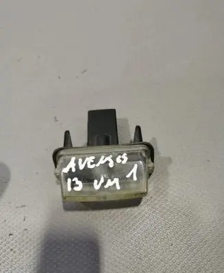 Toyota Avensis T270 Number plate light