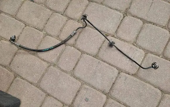 Brake vacuum hose/pipe