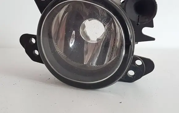 Mercedes-Benz C W204 Front fog light A2518200856 0305076002 23SD10