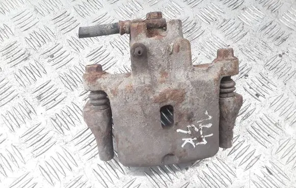 Mitsubishi Pajero Rear brake caliper