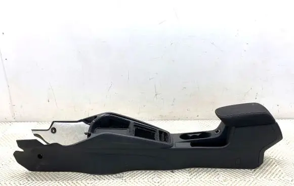Skoda Scala Center console 