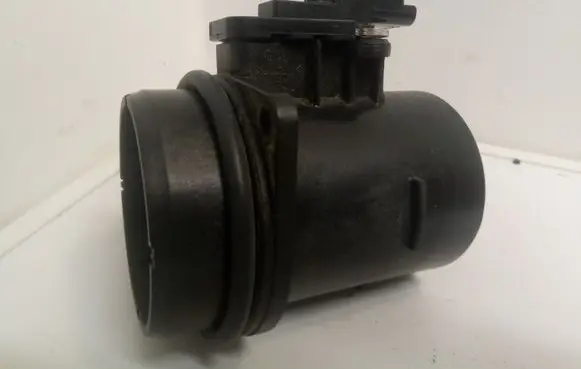 Peugeot 208 Mass air flow meter 968328298002 AFH5024 3H09