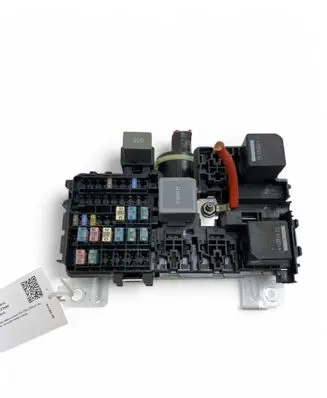 Volvo XC90 Fuse module 31384034
