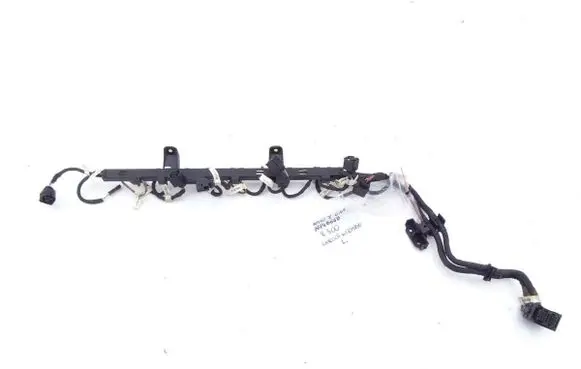 BMW 7 G11 G12 Fuel injector wires 2390024