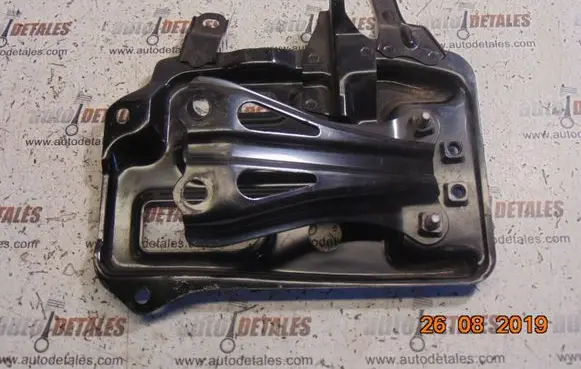 Toyota Auris E180 Battery tray 