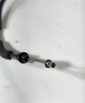 Audi Q7 4L Engine bonnet/hood lock release cable 4L1823535