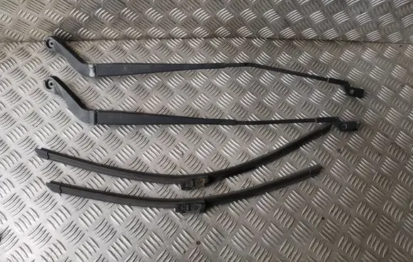 Fiat Ducato Front wiper blade arm 