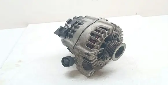BMW 3 E92 E93 Generator/alternator 7805432