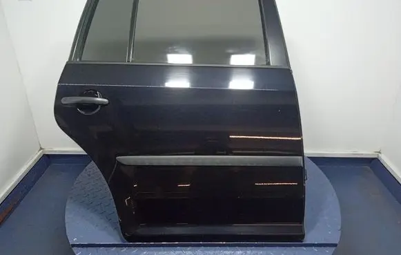 Volkswagen Cross Touran I Rear door