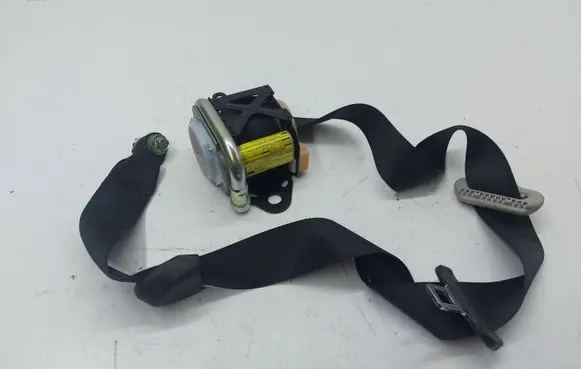 Mazda CX-7 Front seatbelt 0436047
