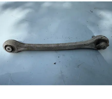 Audi e-tron Rear control arm 4M0505425F