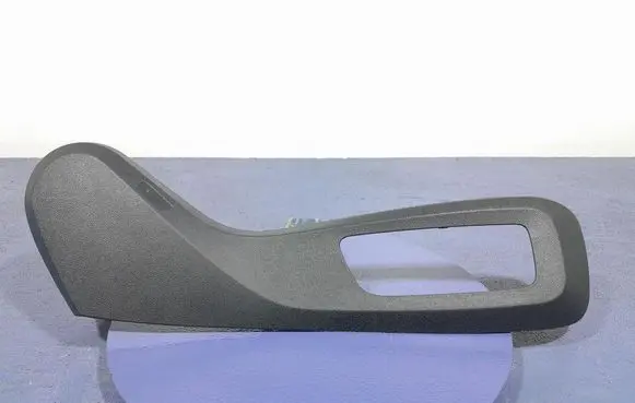 BMW X7 G07 Other sill/pillar trim element 7444274