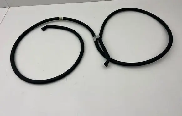 Mercedes-Benz SL R230 Windshield washer fluid hose A2308600392