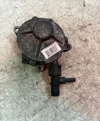 Renault Master III Vacuum pump 8200902378