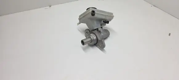 Brake fluid reservoir