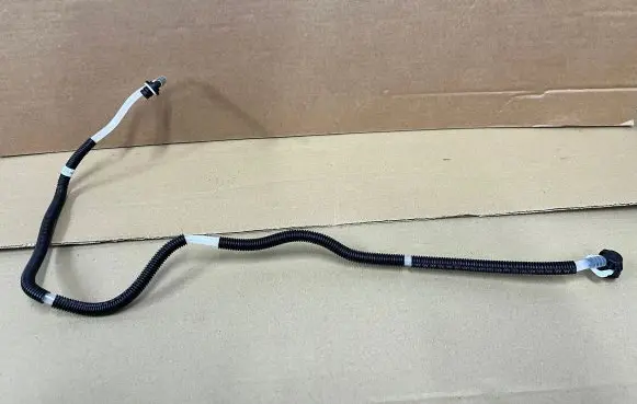 Mercedes-Benz Sprinter W901 W902 W903 W904 Fuel main line pipe A6120700432