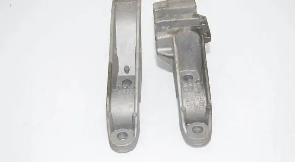 BMW 7 G11 G12 Sway bar bush bracket, front 6861473 6884012 31306861473
