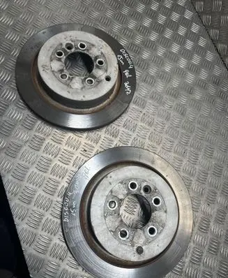 Land Rover Discovery 4 - LR4 Rear brake disc