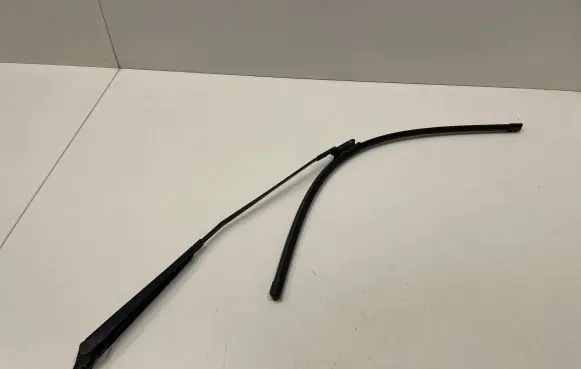 Peugeot 5008 Front wiper blade arm 3392125759