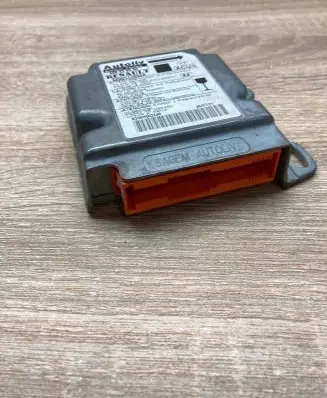 Renault Scenic I Airbag control unit/module 8200117652A 600639500