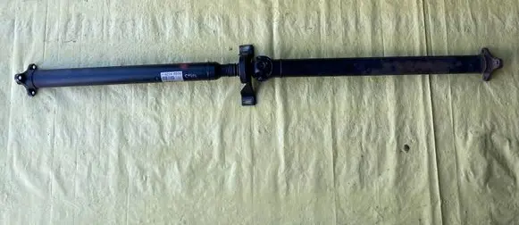 Mercedes-Benz C AMG W204 Drive shaft (set) A2046506 A2044106506 A2044101181