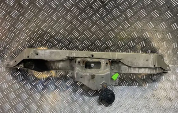 Nissan Note (E11) Radiator support slam panel