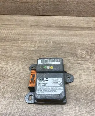 Peugeot 406 Airbag control unit/module 9626863180 550394000