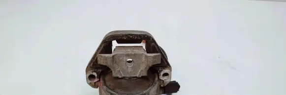 Audi A6 C7 Engine mount vacuum valve 