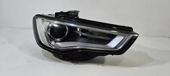 Audi A3 S3 8V Headlight/headlamp 123472634