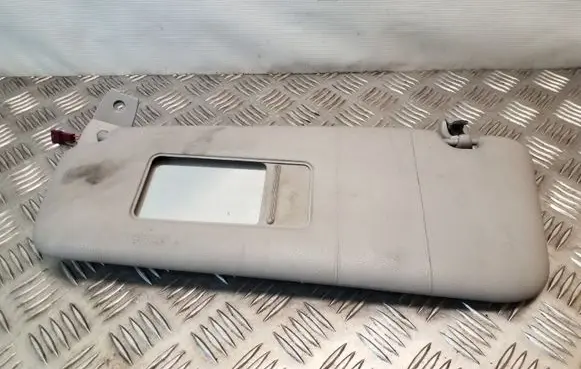 BMW 5 E60 E61 Sun visor 7066649
