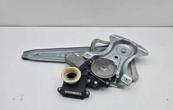 Toyota Auris E180 Rear door window regulator with motor 8570102010 961920101 AV2621004351