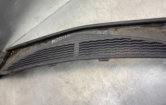 Renault Modus Wiper trim