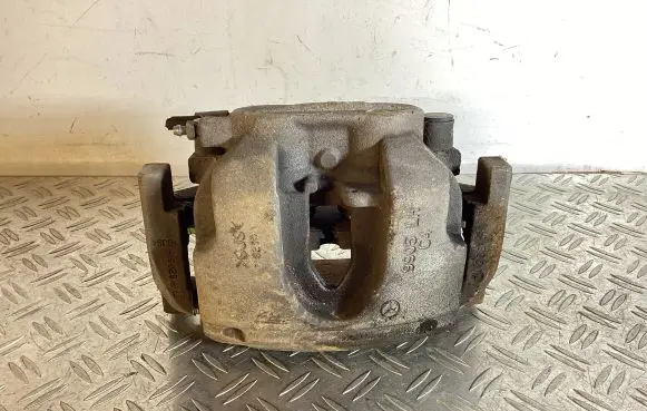Mercedes-Benz GLE (W166 - C292) Front brake caliper
