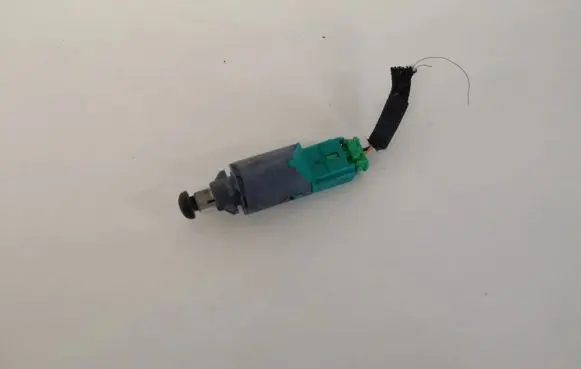 Renault Scenic III - Grand scenic III Brake pedal sensor switch 253250007r 0287q