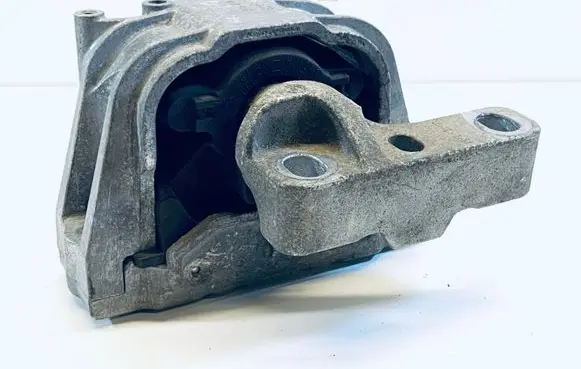 Volkswagen Golf Plus Engine mount bracket 1K0199262AS