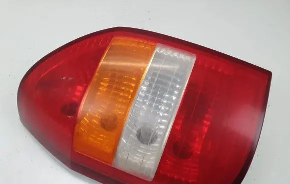 Opel Zafira A Rear/tail lights