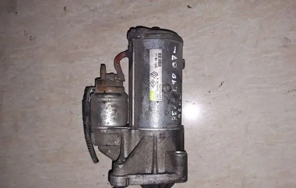 Renault Scenic II - Grand scenic II Starter motor 8200331251 D7749 27H50446JM