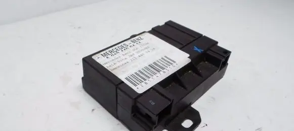 Mercedes-Benz GLK (X204) Fuel injection pump control unit/module A2124400414
