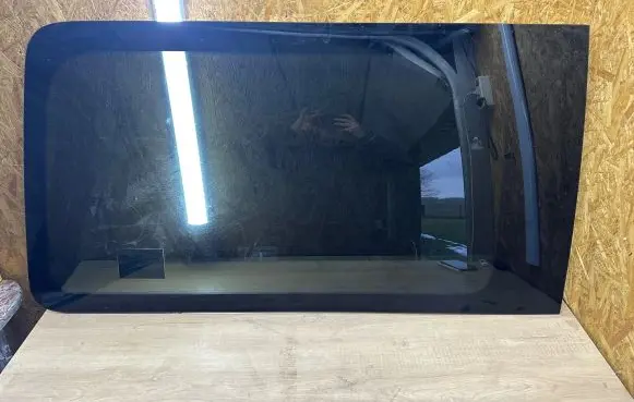 Ford Transit VII Side middle window/glass 