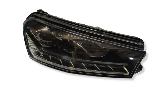 Skoda Fabia Mk4 (6VA) Headlight/headlamp 6VB941016B