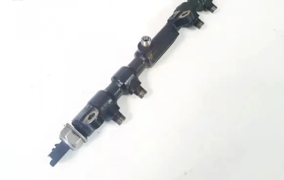Jaguar X-Type Fuel main line pipe 2S709D286AE R9144Z050B