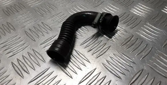 Volkswagen Golf IV Breather hose/pipe 038103493A