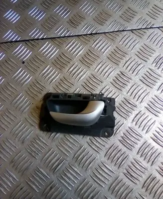 Volvo S80 Front door interior handle 09170046