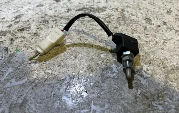 KIA Sportage Brake pedal sensor switch