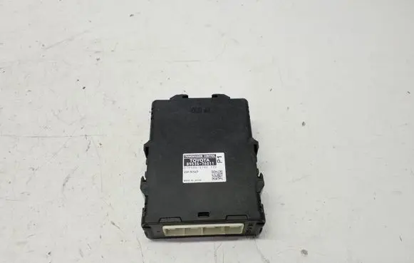 Toyota Prius (XW30) Gearbox control unit/module 8953576011 0791005780