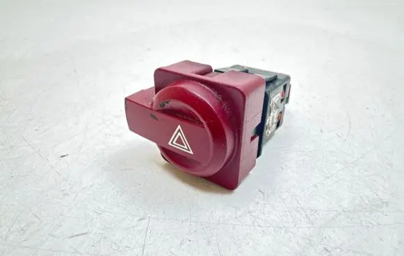 Citroen C4 I Hazard light switch